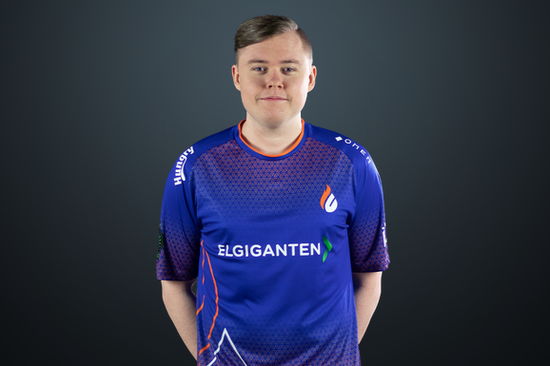 广州迎来全球电竞总决赛 TS战队夺冠